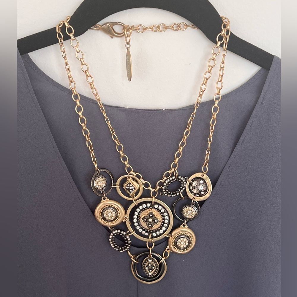 Chico's black and gold necklace